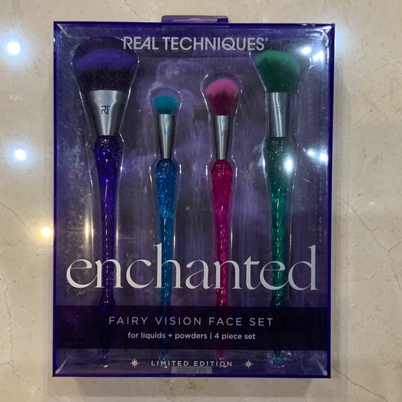 Real Techniques Enchanted Makeup Brushes +  Eco Fabulous Face Oil Set $70 retail - Picture 3 of 3